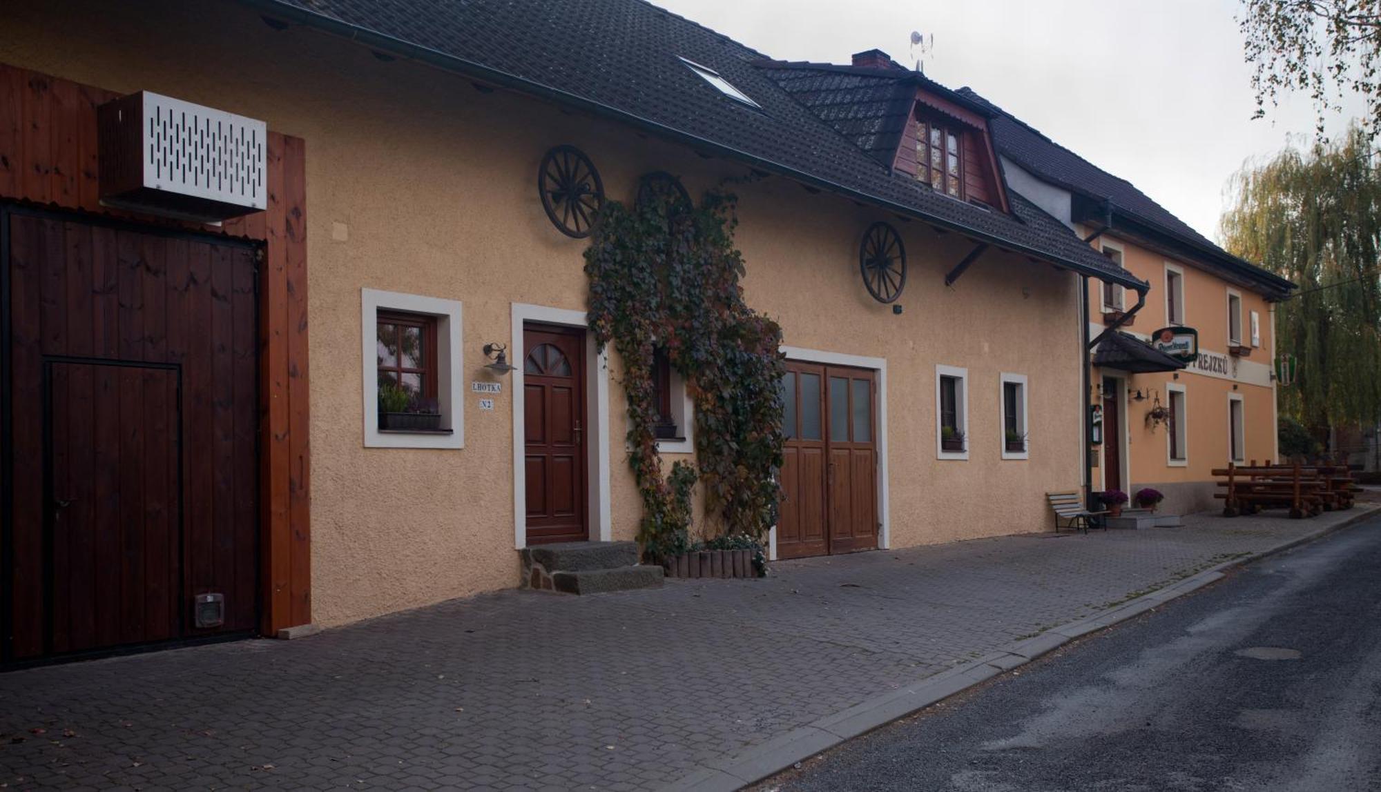 U Prejzku Apartment Lhotka  Exterior photo